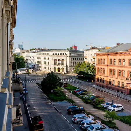Marcinkowskiego Old Town #10 By Bookinghost Apartment